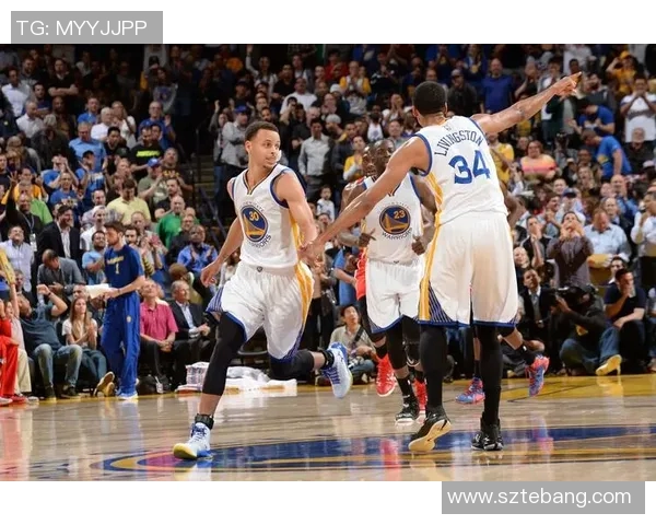 开拓者与勇士对决前瞻分析双方战术及球员表现的全面解读