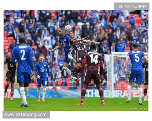 纽约城与亚特兰大连的激烈对决谁能在赛场上笑到最后